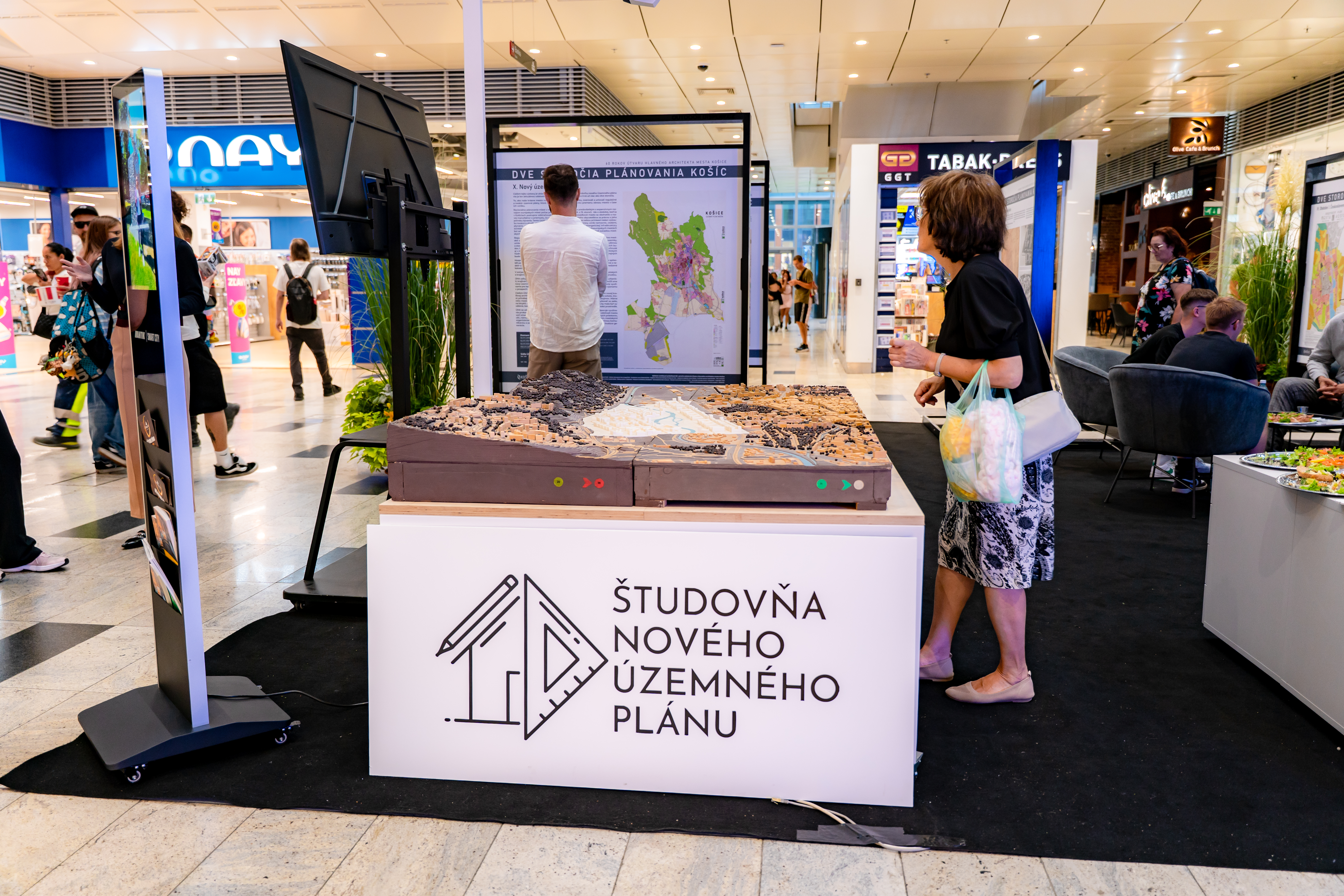 Prezentacia noveho uzemneho planu-47